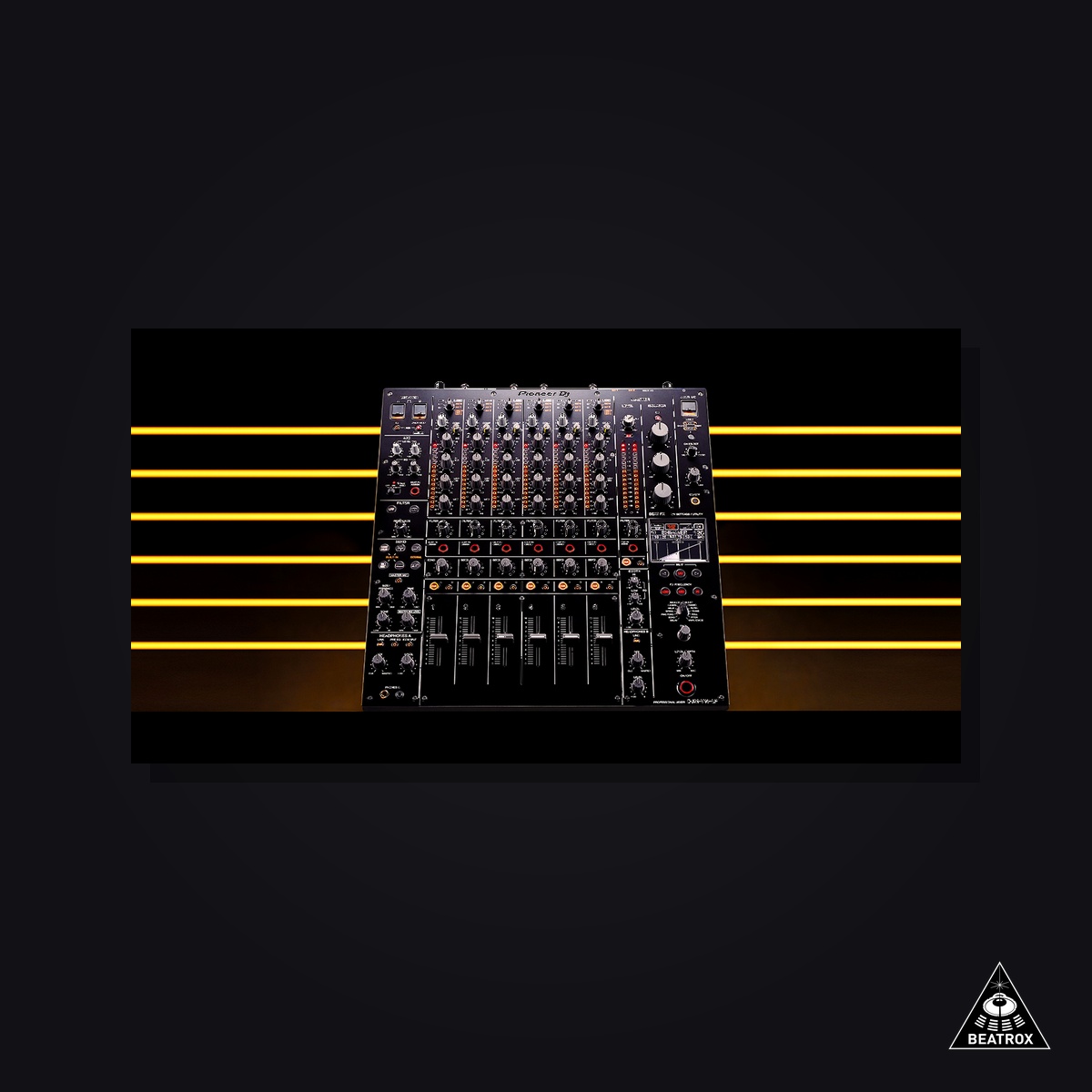 Pioneer V10-LF Mixer — 6-channel rotary DJ mixer